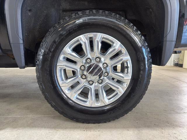 Used 2023 GMC Sierra 2500 Denali w/ Denali Ultimate Package AWD/4WD image 17