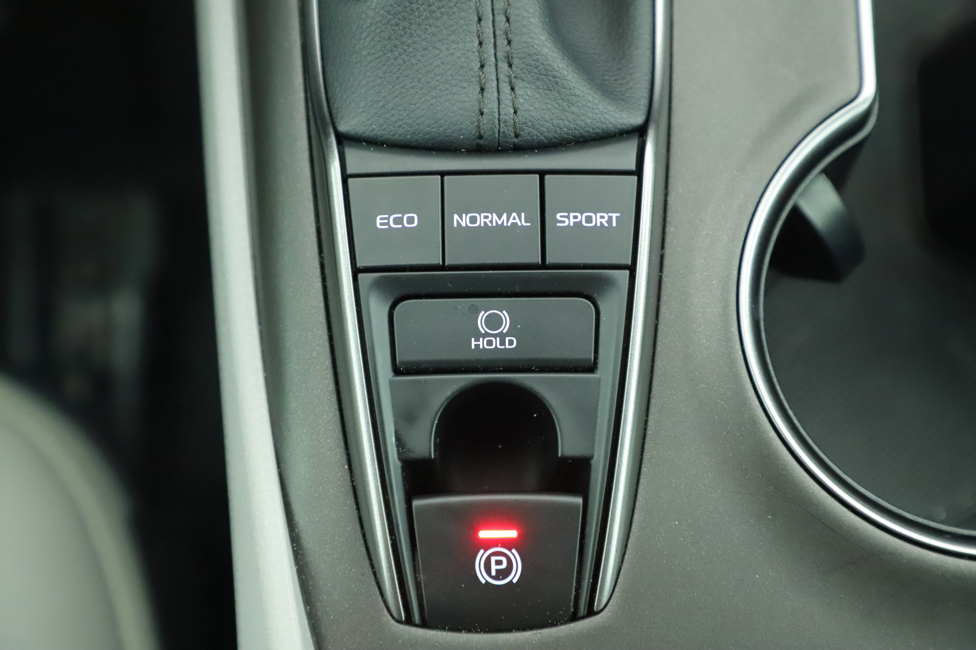 Used 2023 Toyota Camry SE image 25