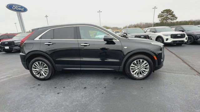 Used 2025 Cadillac XT4 Premium Luxury image 8