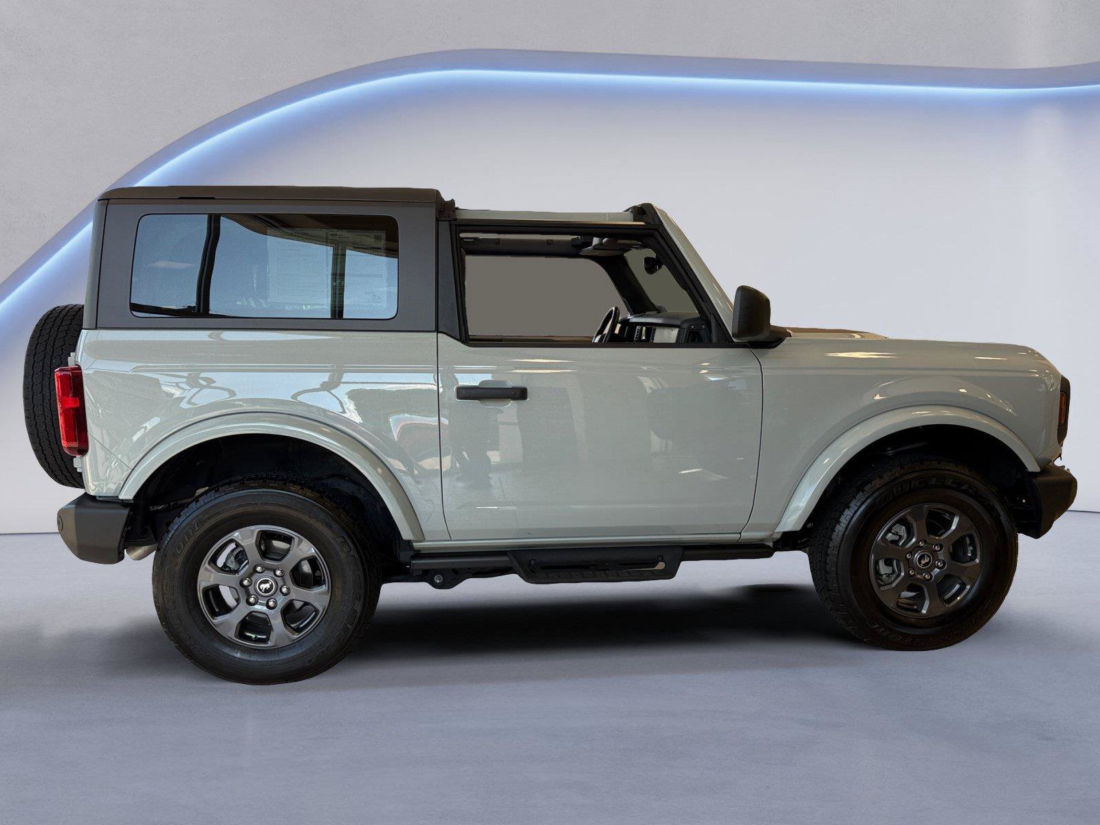Certified 2024 Ford Bronco Big Bend AWD/4WD image 2