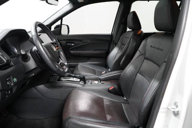 Used 2022 Honda Pilot Black Edition image 13