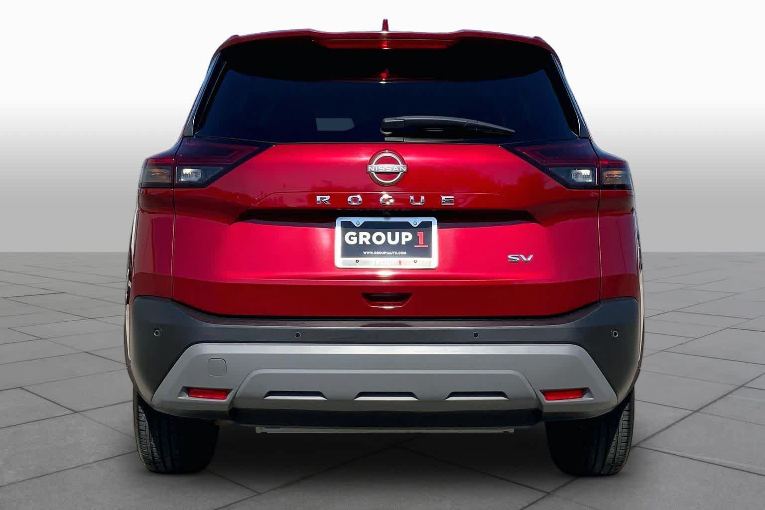 Used 2023 Nissan Rogue SV FWD image 5