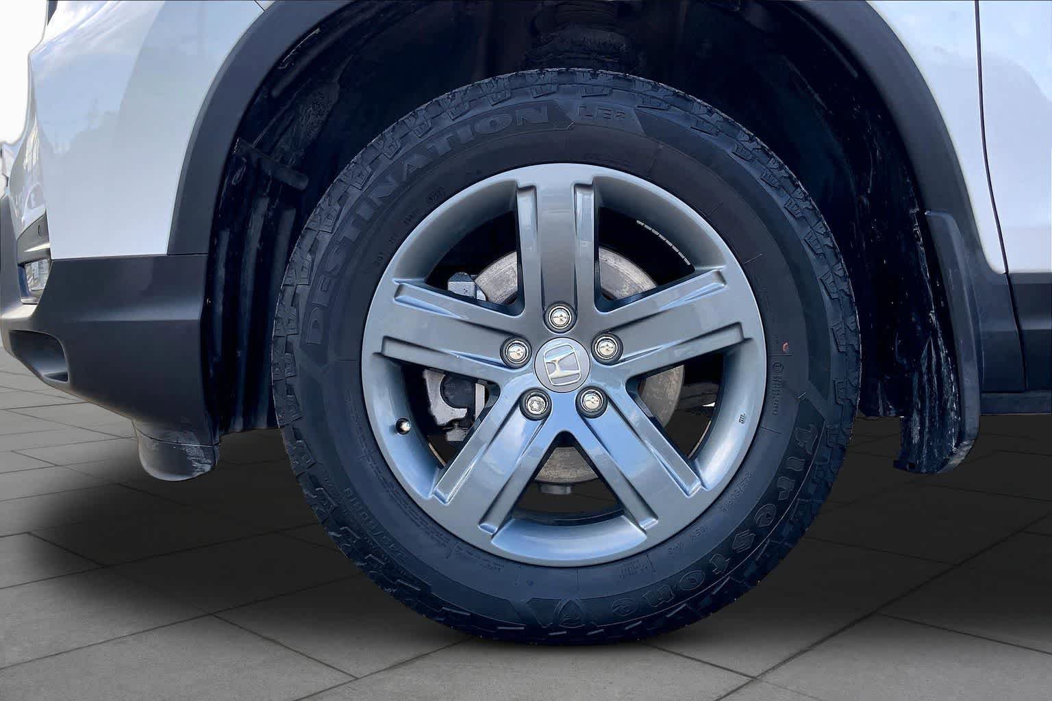 Used 2023 Honda Ridgeline RTL-E image 11