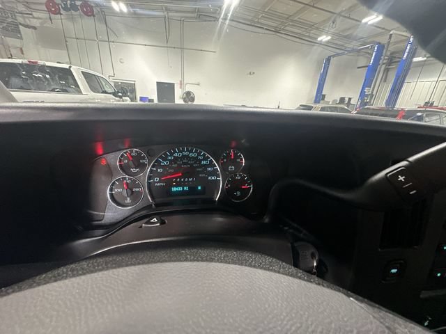 Used 2025 Chevrolet Express 3500 LS RWD image 14