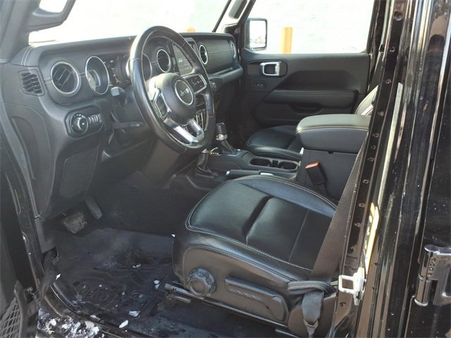 Used 2022 Jeep Wrangler Unlimited Sahara w/ Cold Weather Group image 12