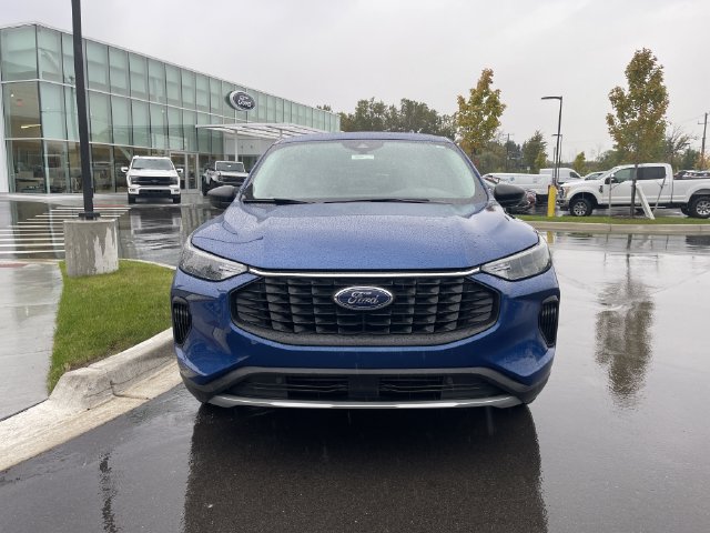Certified 2023 Ford Escape Active AWD/4WD image 8