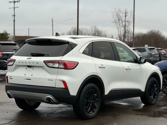 Certified 2022 Ford Escape SE w/ Cold Weather Package image 39