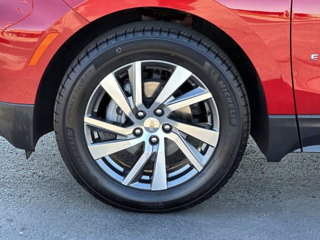 Used 2024 Chevrolet Equinox Premier w/ LPO, Floor Liner Package FWD image 6