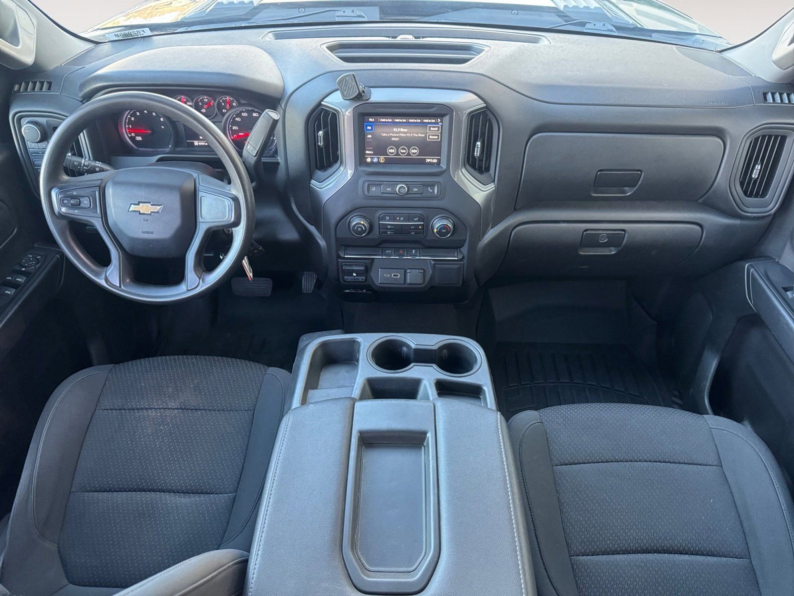 Used 2023 Chevrolet Silverado 2500 Custom w/ Custom Convenience Package image 10