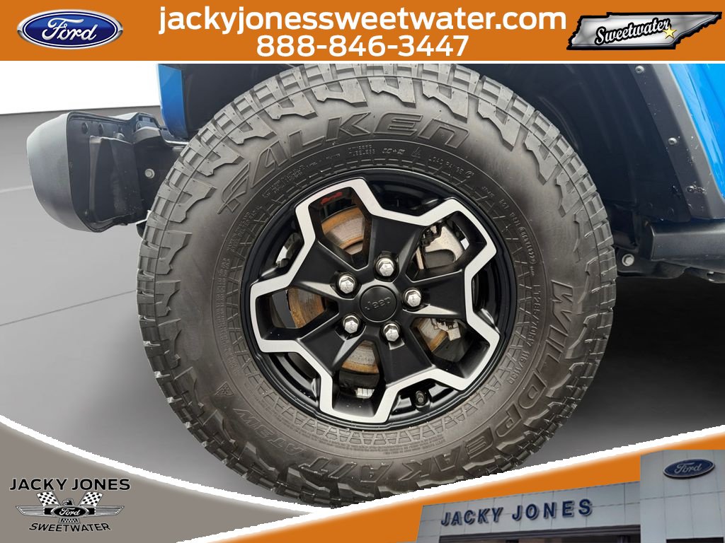 Used 2022 Jeep Gladiator Rubicon w/ Cold Weather Group AWD/4WD image 9