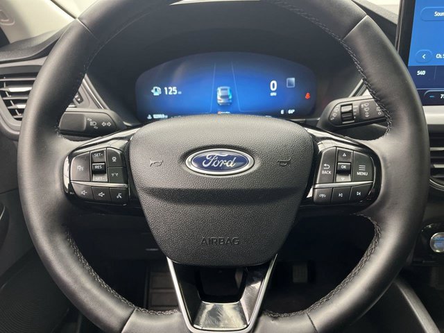 Certified 2025 Ford Escape Platinum w/ Premium Technology Package AWD/4WD image 16