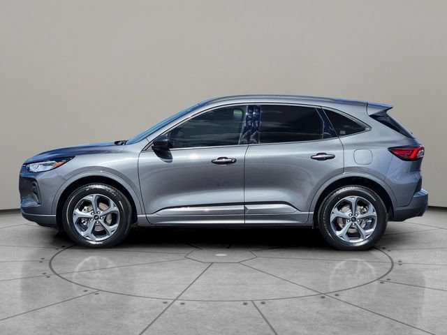 Certified 2023 Ford Escape ST-Line w/ Tech Pack #1 AWD/4WD image 9