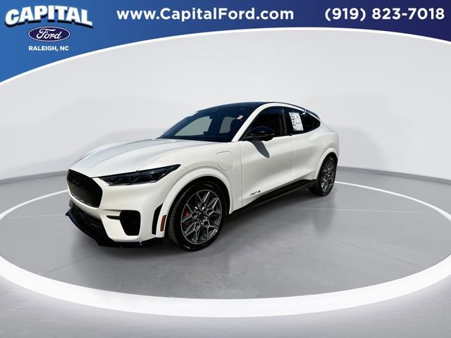 Certified 2025 Ford Mustang Mach-E GT image 2