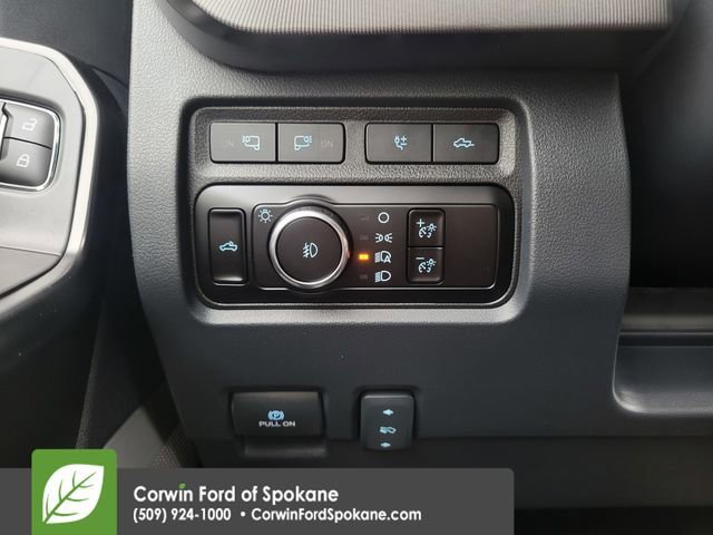 Certified 2023 Ford F350 Platinum w/ Tremor Off-Road Package AWD/4WD image 25