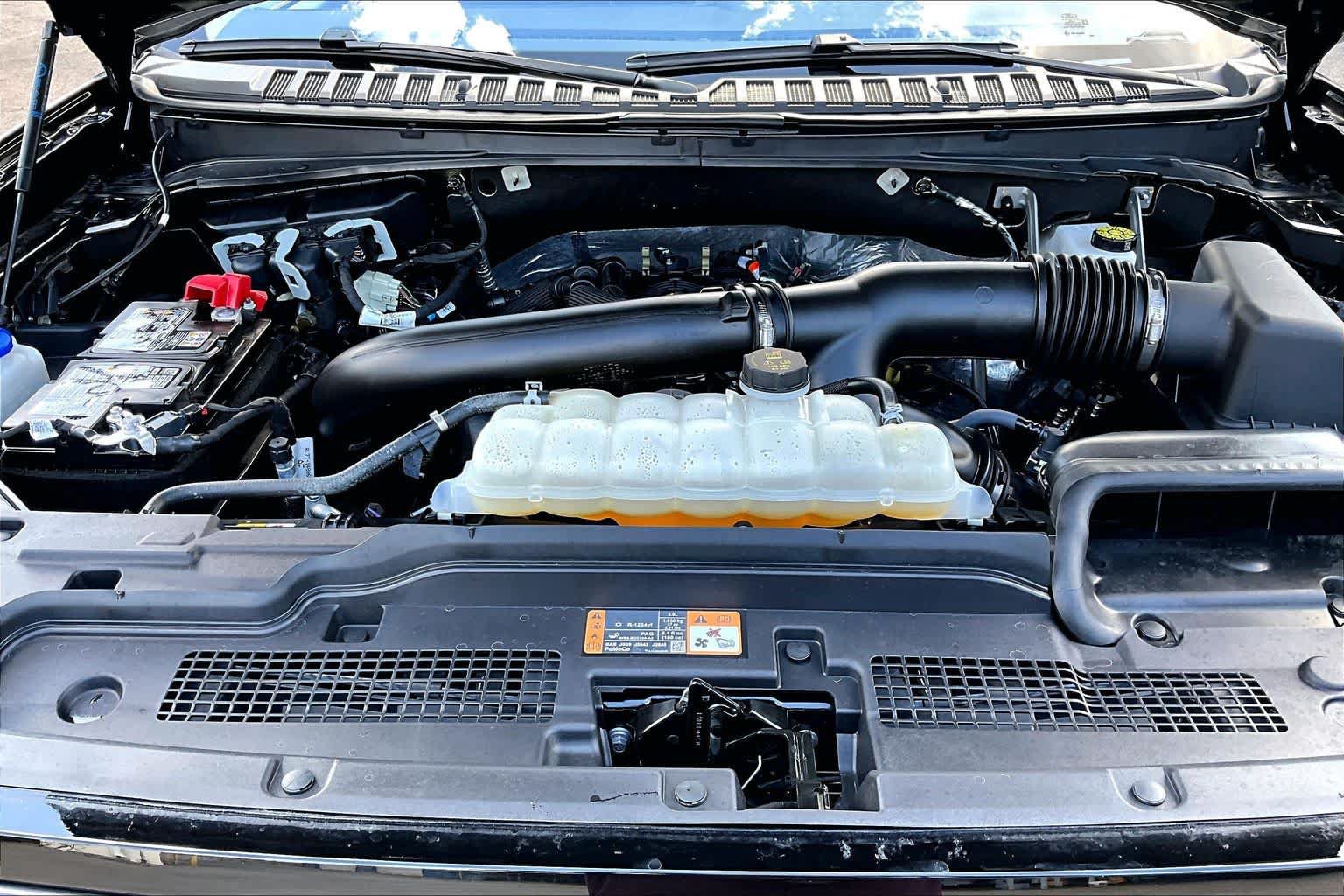 Certified 2025 Ford Expedition Active RWD image 32