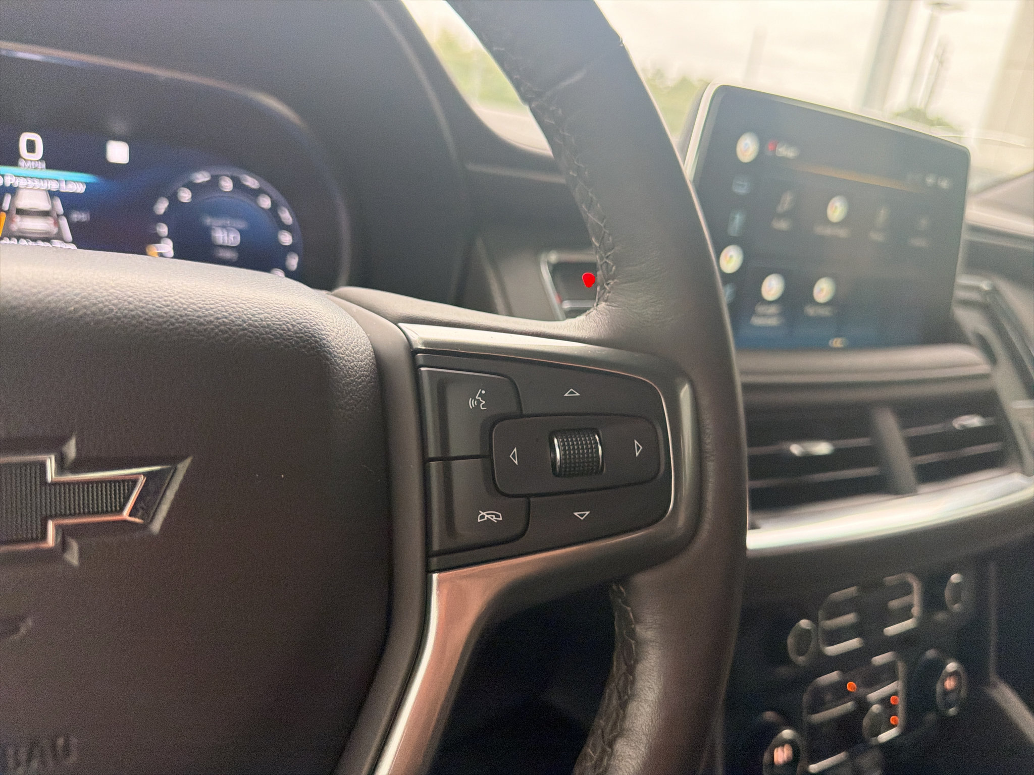 Used 2022 Chevrolet Tahoe Z71 w/ Off-Road Capability Package AWD/4WD image 29