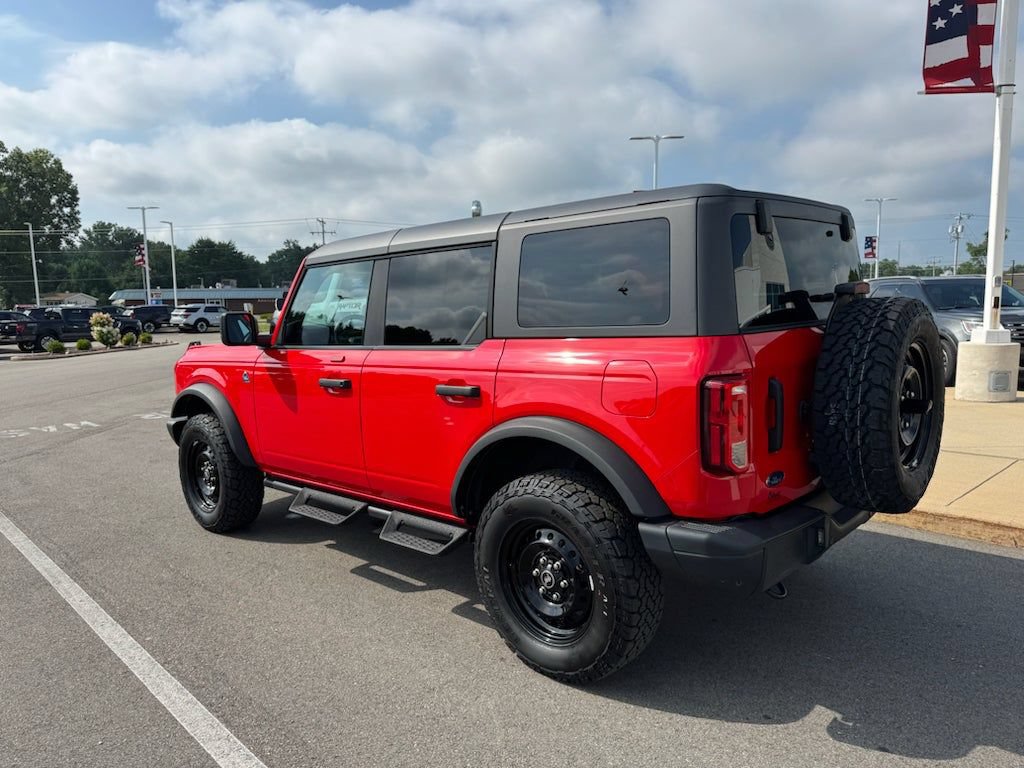 Certified 2023 Ford Bronco Black Diamond AWD/4WD image 5