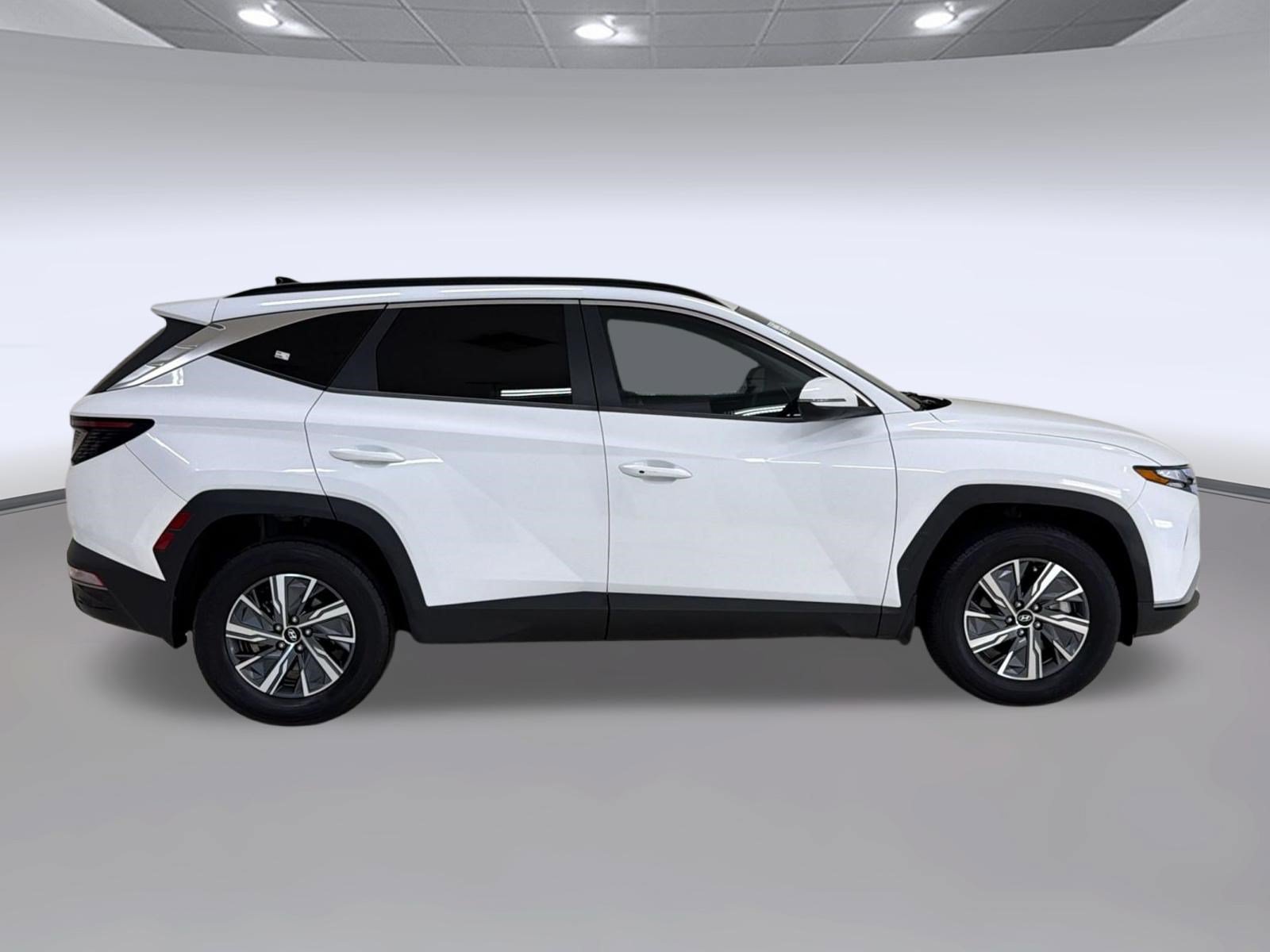 Used 2022 Hyundai Tucson Blue AWD/4WD image 8