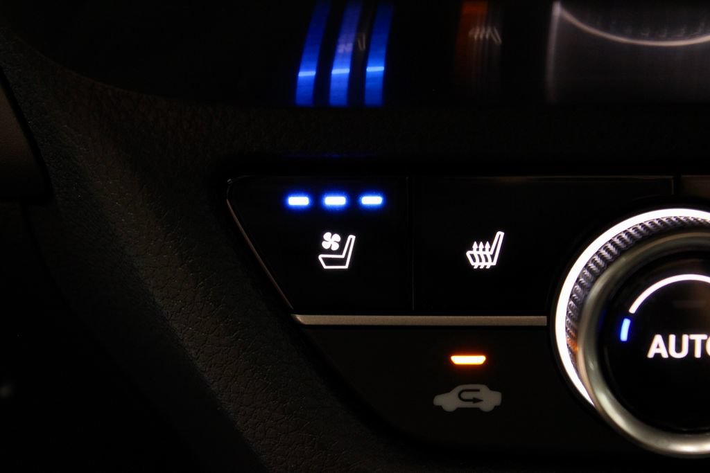 Used 2025 Acura ADX A-Spec AWD/4WD image 4