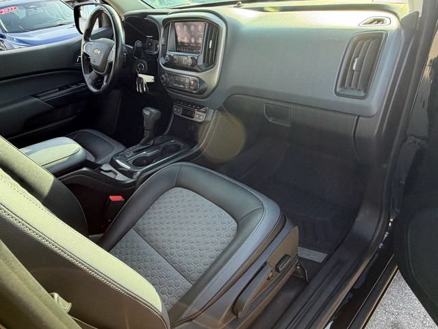Used 2020 Chevrolet Colorado Z71 w/ Z71 Midnight Edition RWD image 16