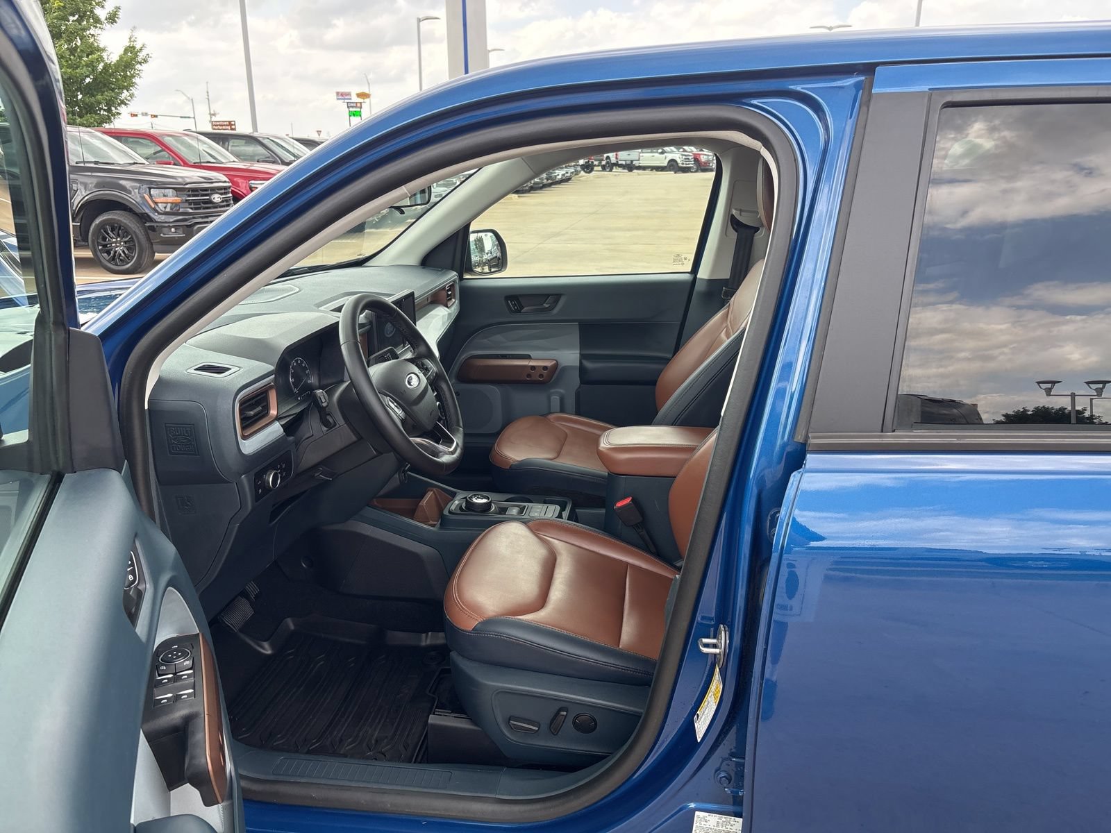 Certified 2024 Ford Maverick Lariat FWD image 16