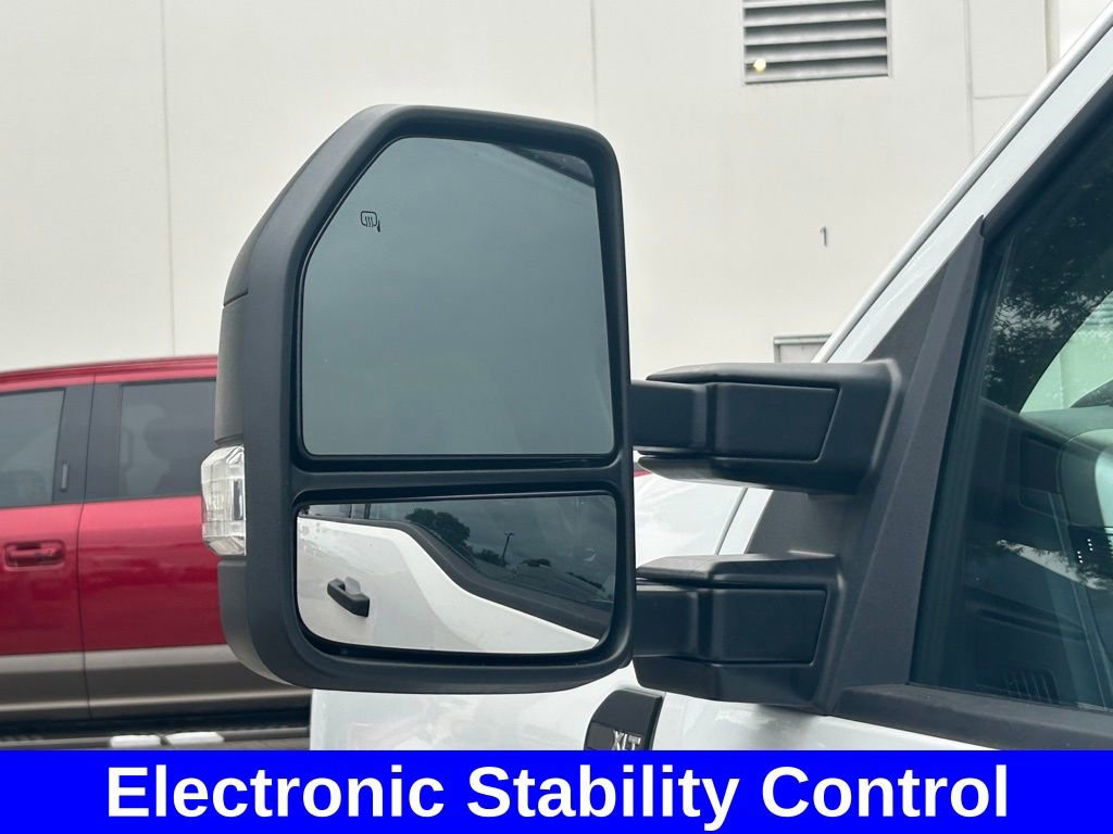 Certified 2025 Ford F250 XLT image 17