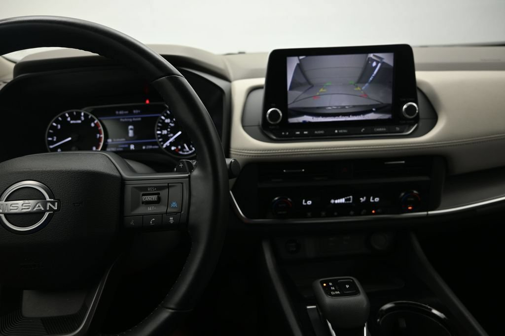 Used 2025 Nissan Rogue SV FWD image 28