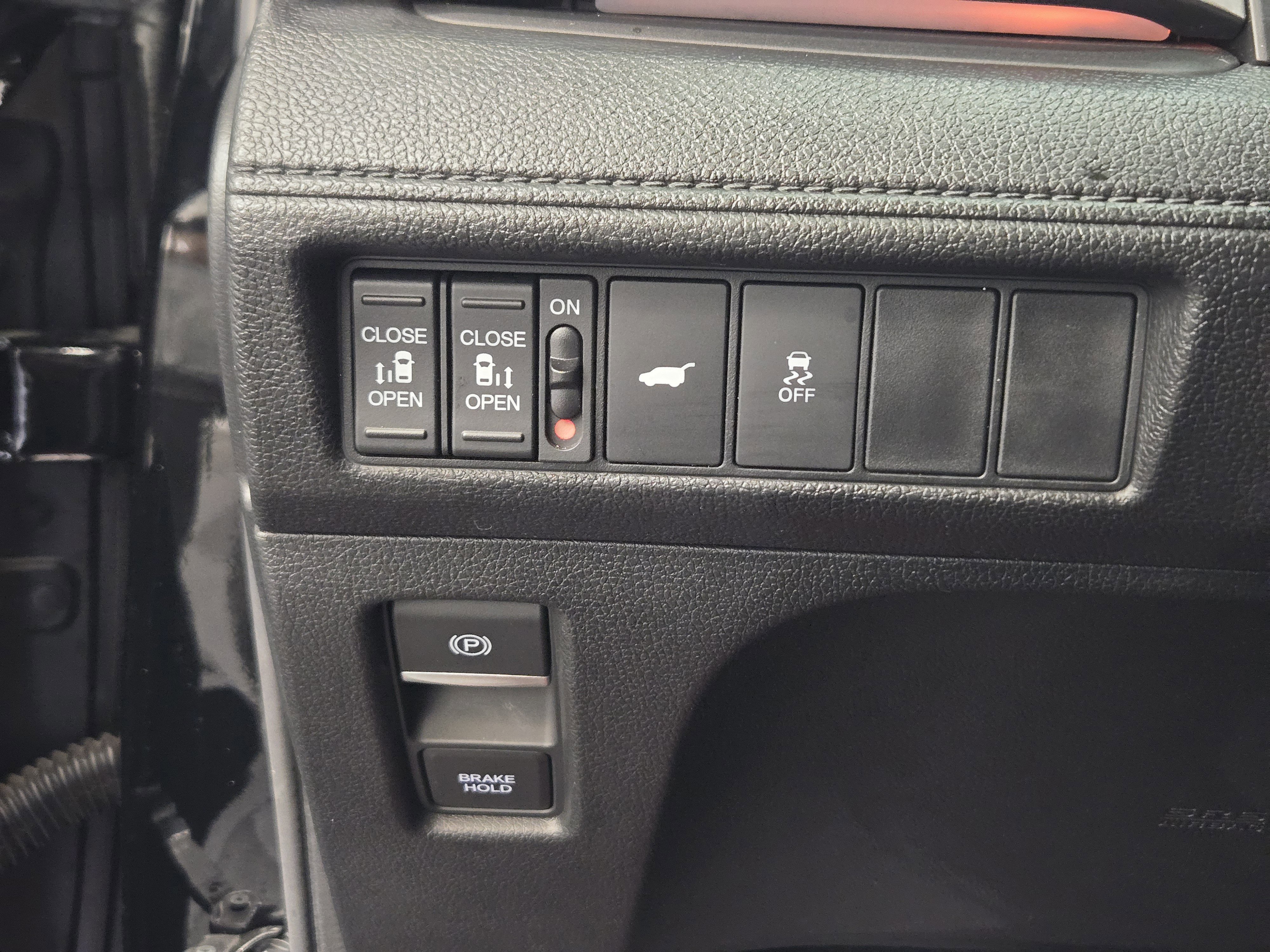 Used 2025 Honda Odyssey Sport-L image 23