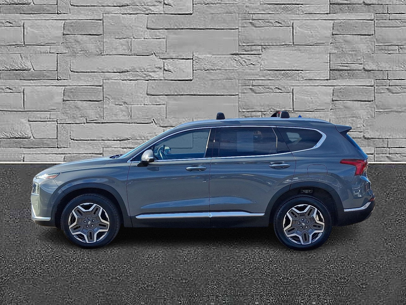 Used 2023 Hyundai Santa Fe Limited image 6