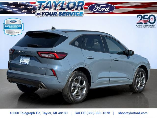 Certified 2024 Ford Escape ST-Line w/ Tech Pack #1 AWD/4WD image 3