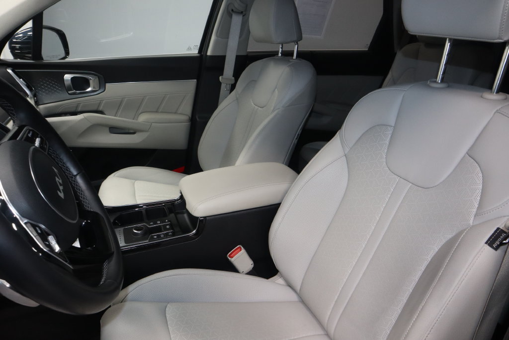 Used 2023 Kia Sorento SX Prestige AWD/4WD image 24
