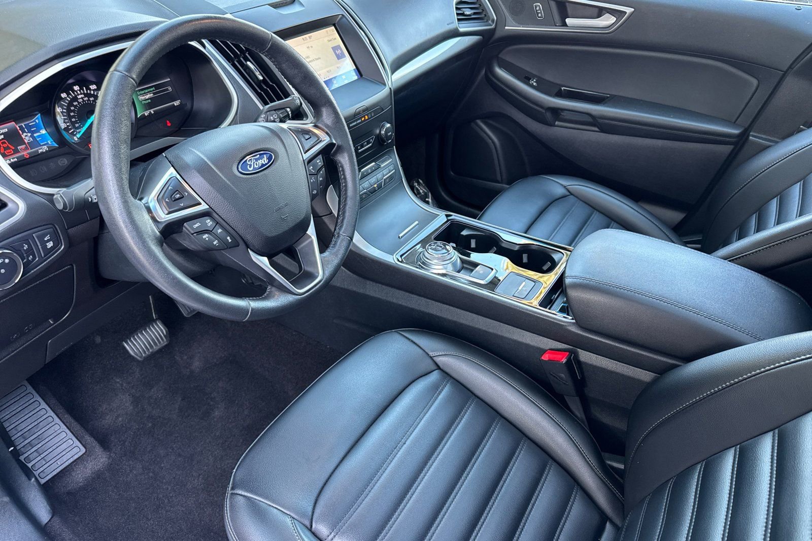 Certified 2020 Ford Edge SEL w/ Convenience Package FWD image 11