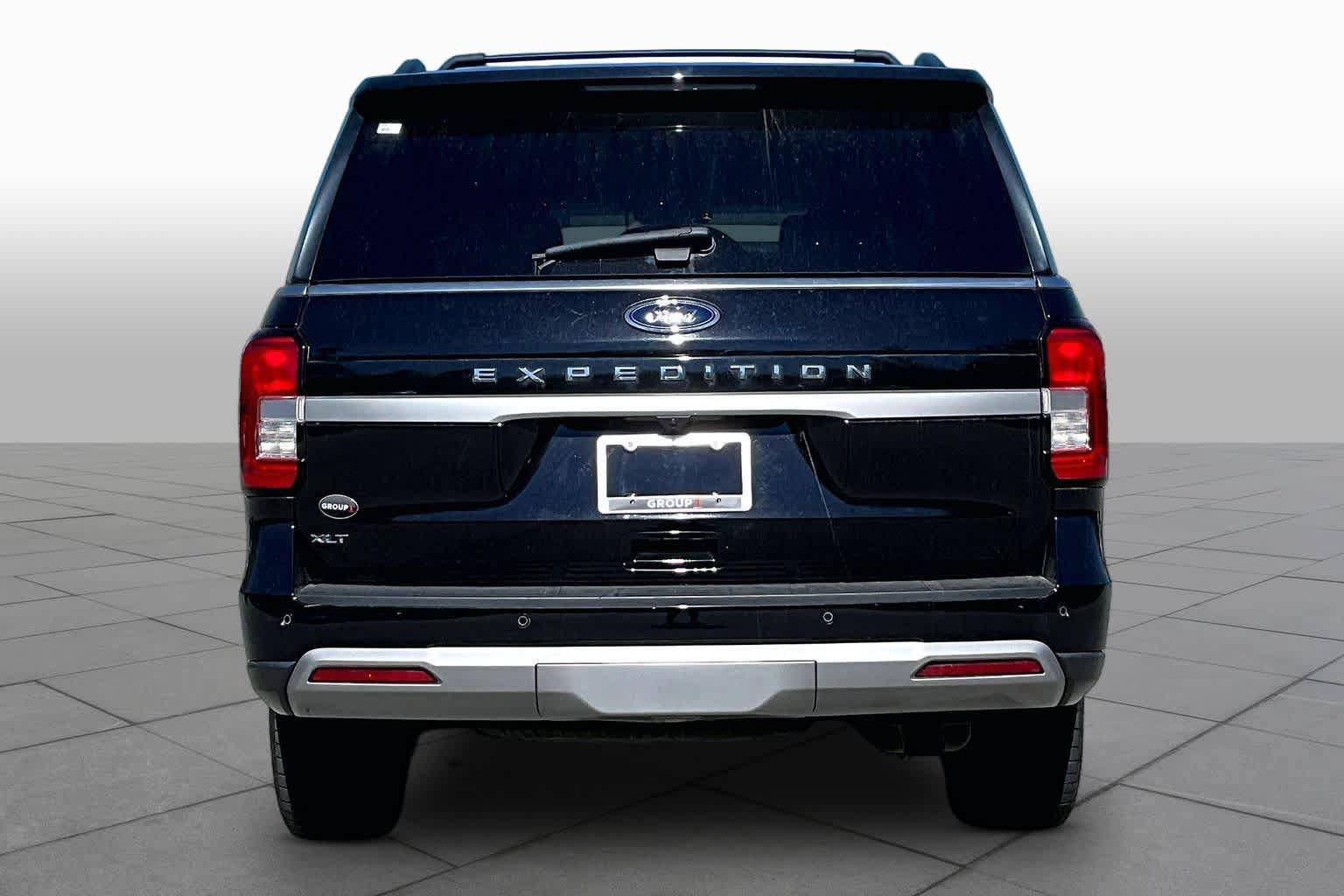 Certified 2024 Ford Expedition XLT AWD/4WD image 5