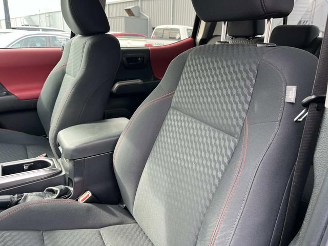 Used 2023 Toyota Tacoma SR5 w/ SR5 Appearance Package image 26