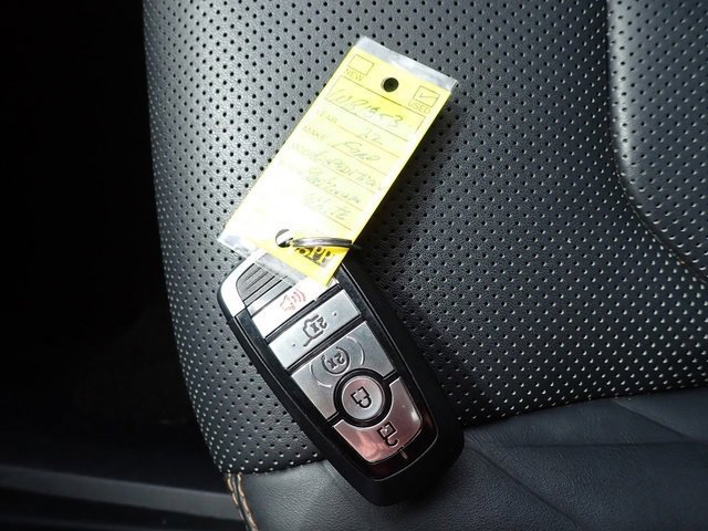 Certified 2022 Ford Expedition Max Platinum image 30