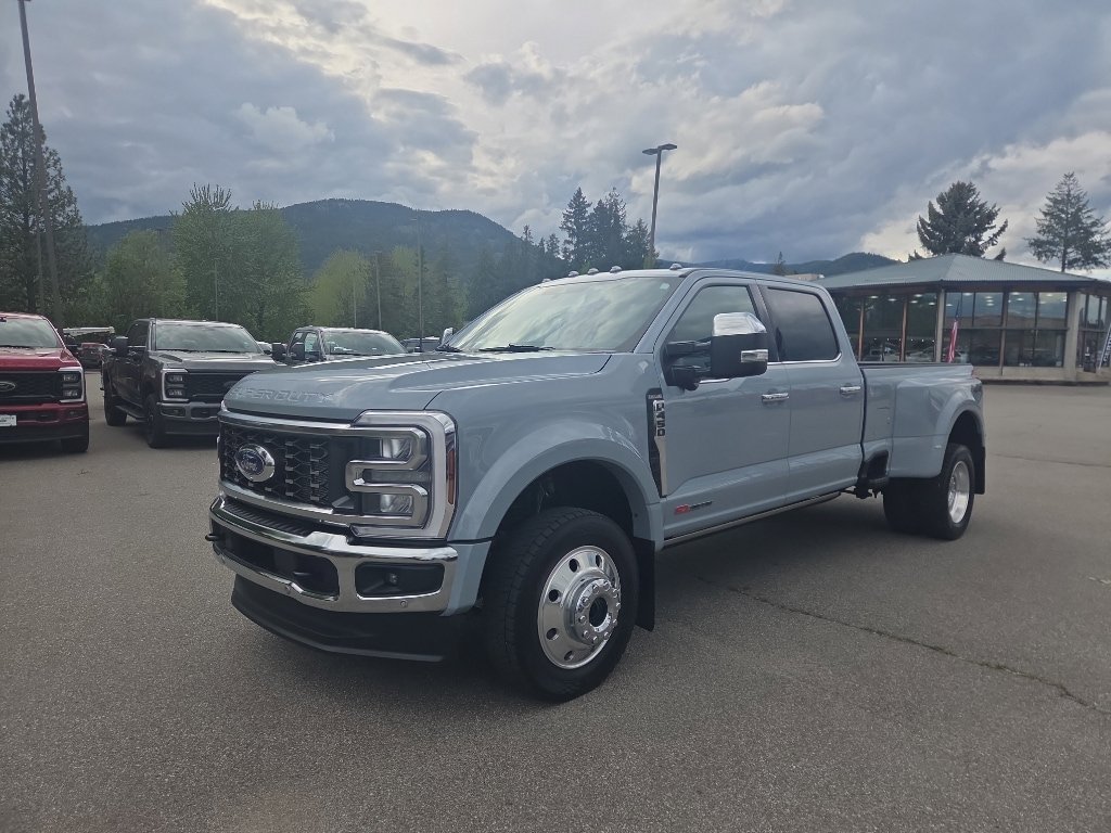 Certified 2025 Ford F450 King Ranch w/ Chrome Package AWD/4WD image 2