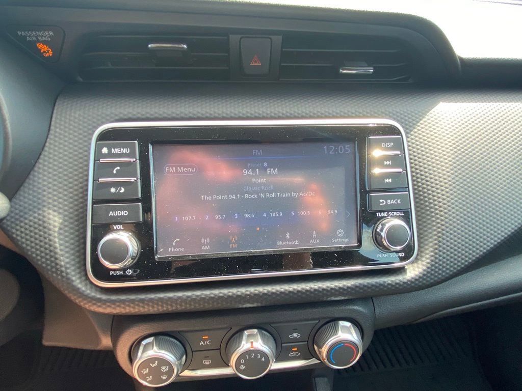 Used 2023 Nissan Kicks S image 15