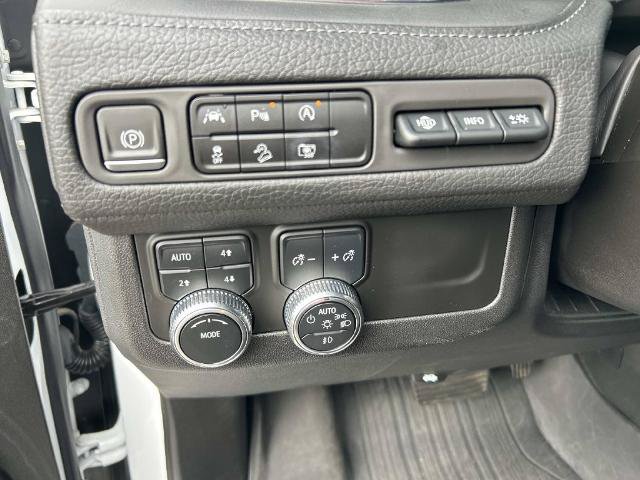 Used 2023 GMC Yukon XL Denali w/ LPO, Floor Liner Package AWD/4WD image 34