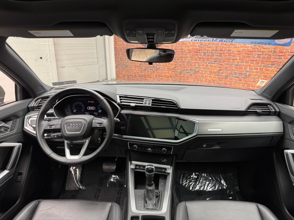 Used 2025 Audi Q3 2.0T Premium AWD/4WD image 13