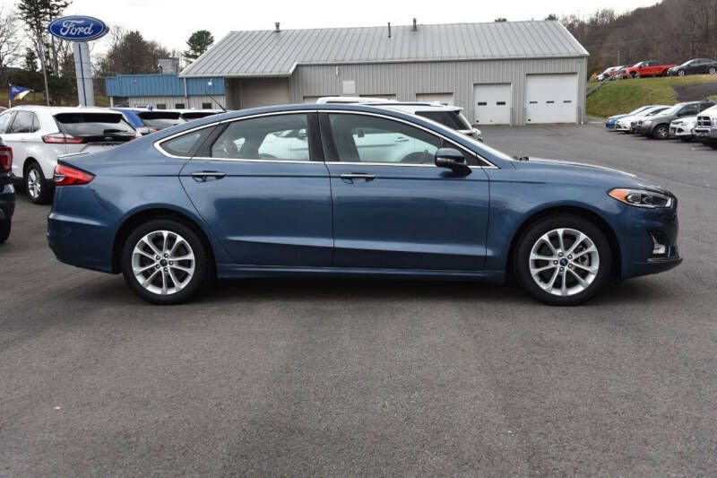 Certified 2019 Ford Fusion Energi Titanium image 6