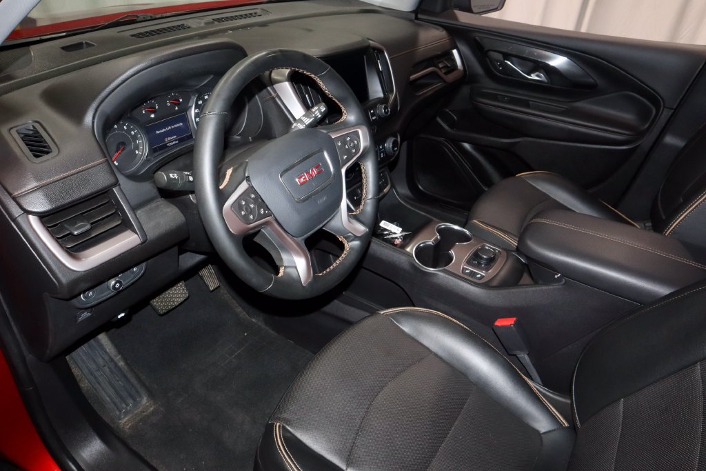 Used 2024 GMC Terrain AT4 w/ LPO, Floor Liner Package AWD/4WD image 25
