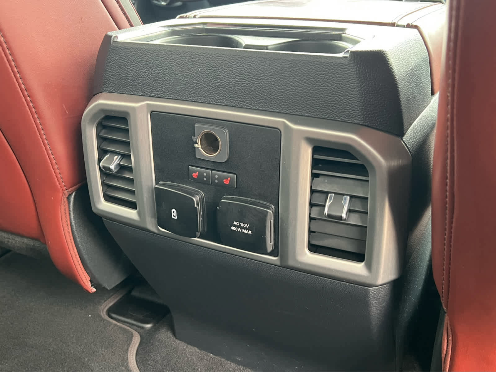 Certified 2022 Ford F450 Platinum w/ FX4 Off-Road Package image 24