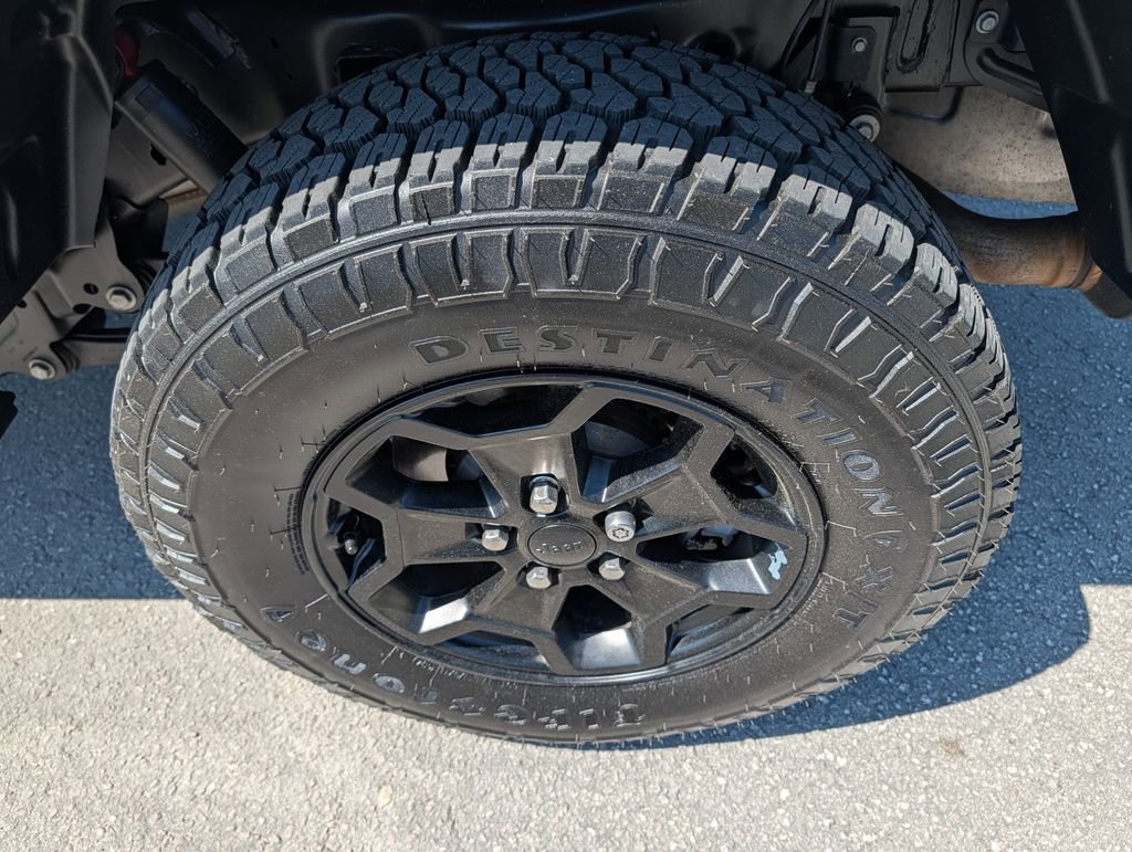 Used 2021 Jeep Gladiator Sport AWD/4WD image 31