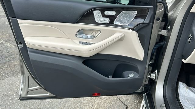 Used 2020 Mercedes-Benz GLS 450 4MATIC image 18