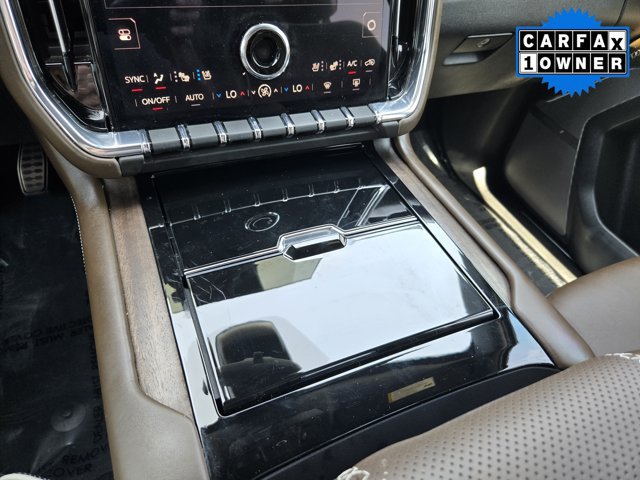 Used 2025 GMC Yukon Denali Ultimate AWD/4WD image 17