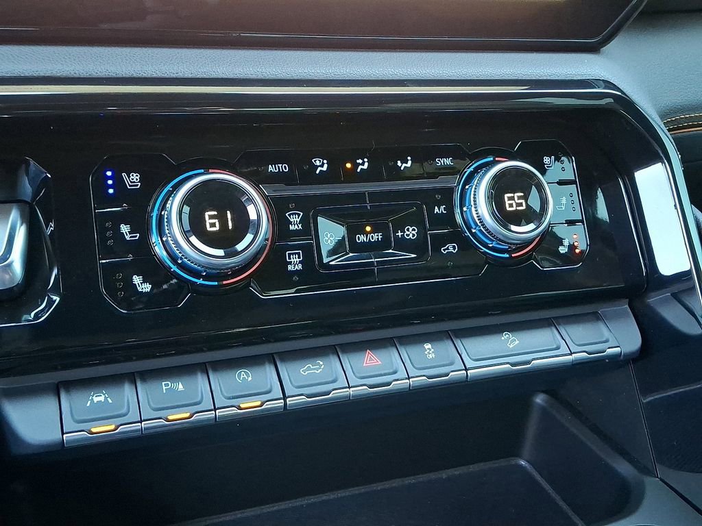 Used 2023 GMC Sierra 1500 AT4 w/ AT4 Premium Package image 15