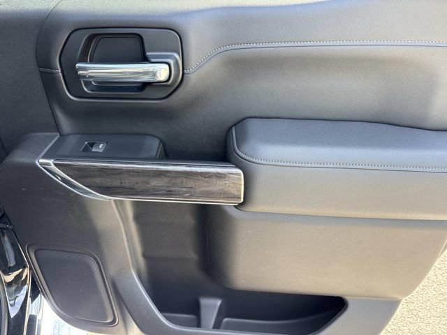 Used 2021 Chevrolet Silverado 1500 LTZ AWD/4WD image 20