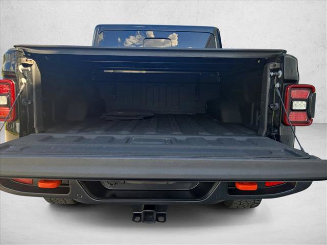 Used 2022 Jeep Gladiator Mojave w/ Safety Group AWD/4WD image 6