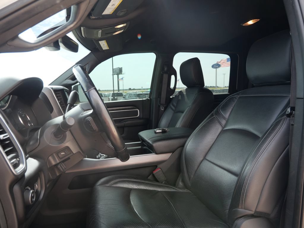 Used 2022 RAM 2500 Big Horn w/ Night Edition AWD/4WD image 16