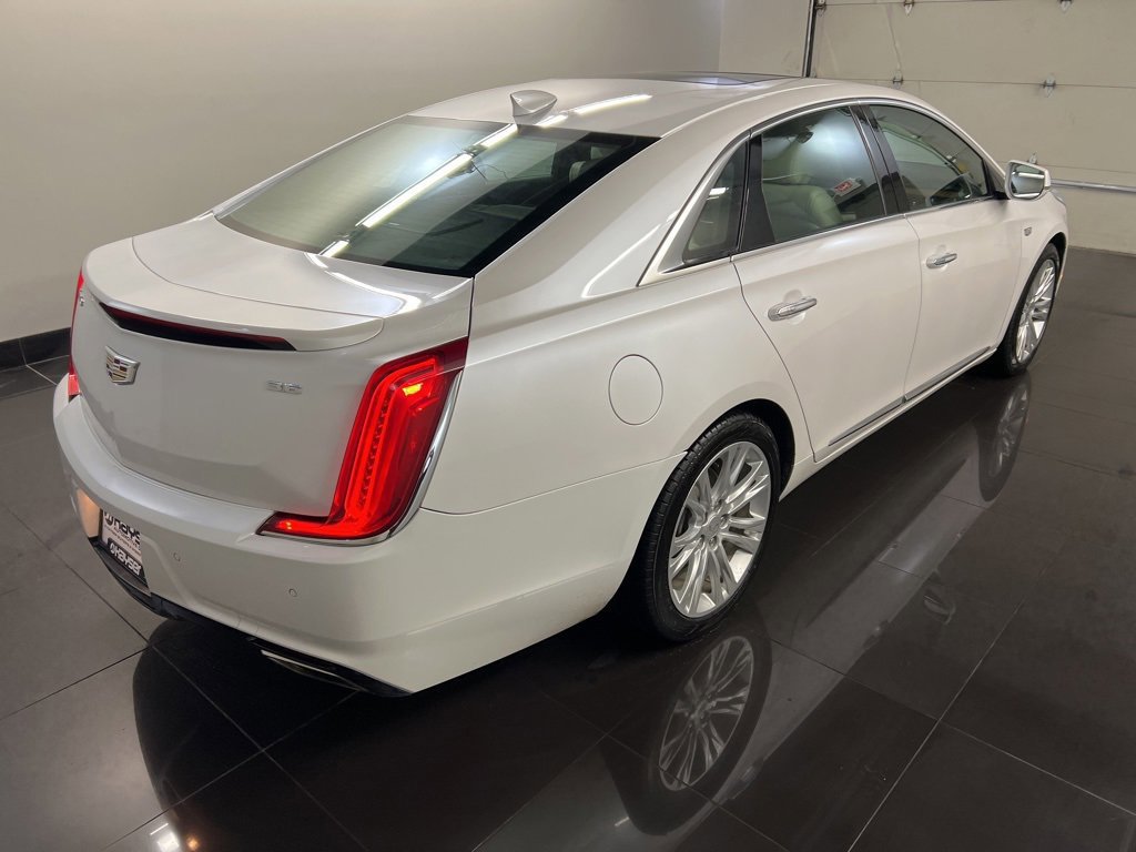 Used 2018 Cadillac XTS Luxury w/ Driver Awareness Package image 4